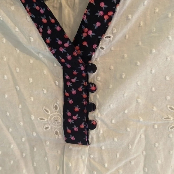 𝅺MATILDA Jane White Floral Top - Picture 8 of 9